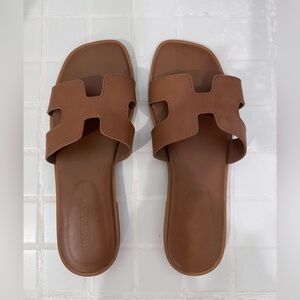 Brown Leather Slide Sandals • worn once